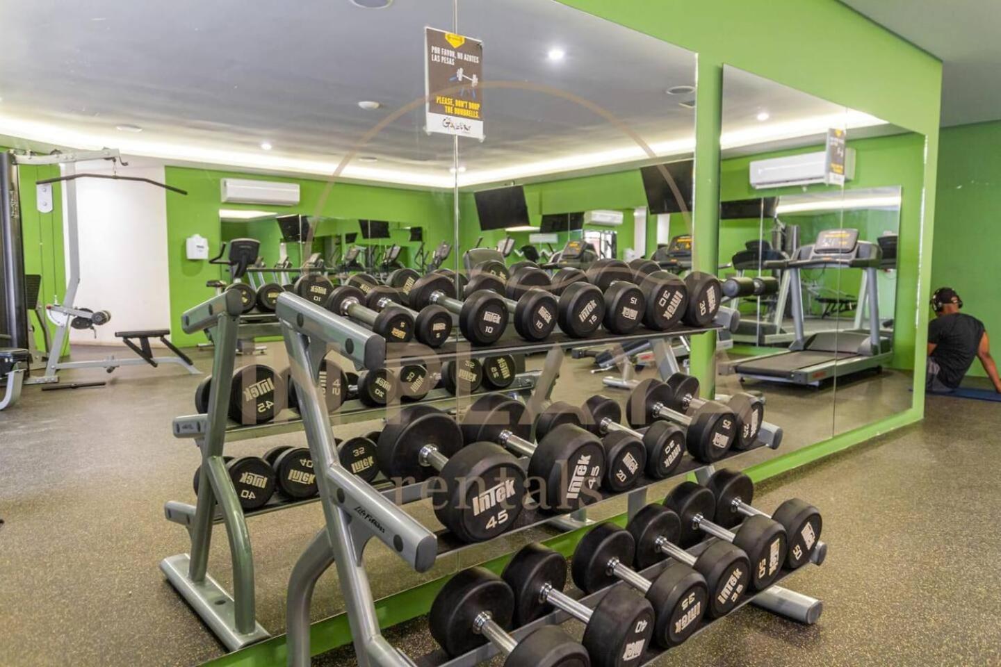 Luxury 1br Kitchen Ac Gym Pool Cinema Apartamento Playa del Carmen