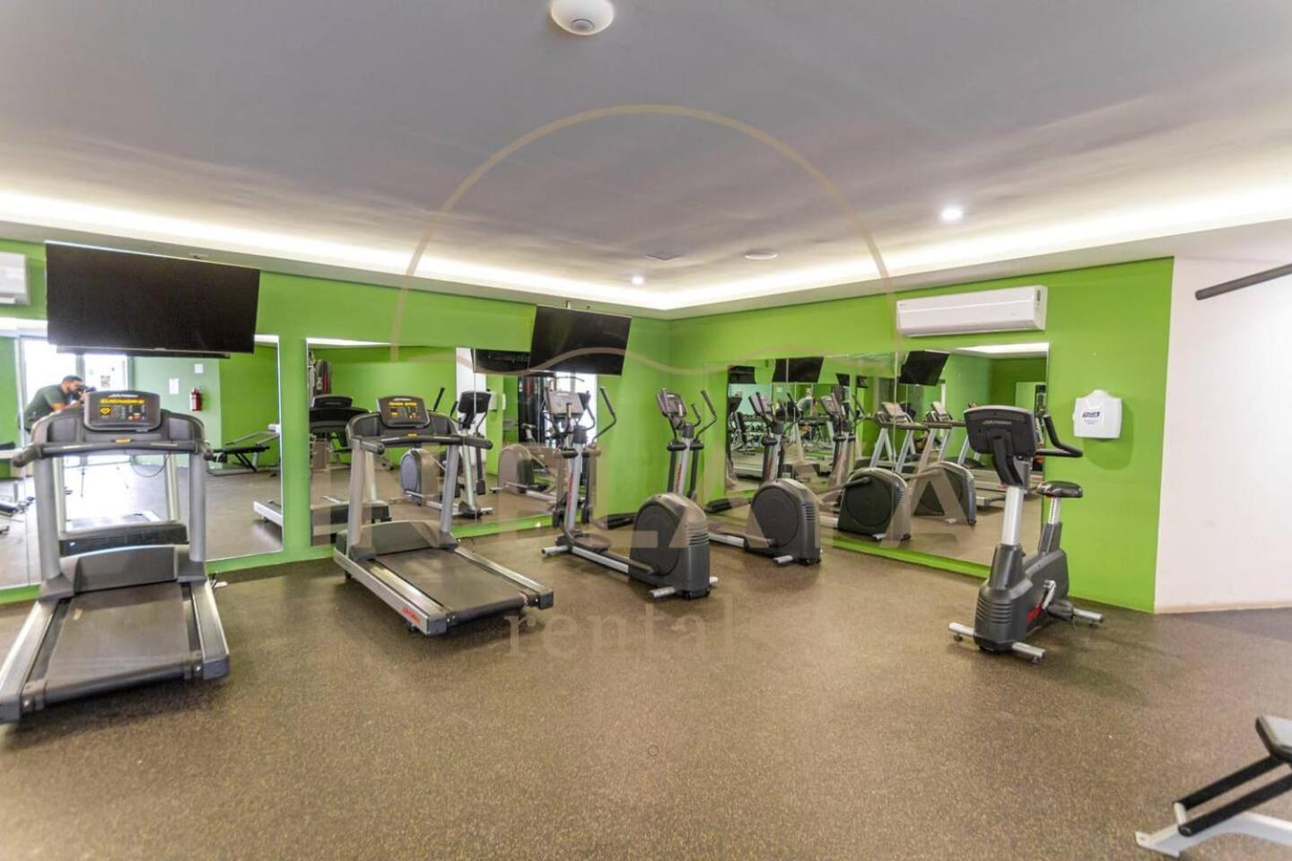 Luxury 1br Kitchen Ac Gym Pool Cinema Apartamento Playa del Carmen